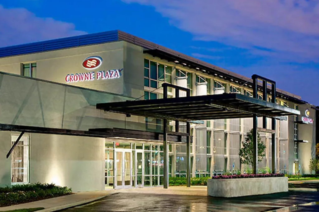 Front entrance of the Crowne Plaza Lombard Downers Grove, an IHG Hotel